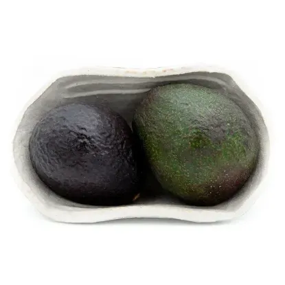 NATURALLY GROWN AVOS 2`s